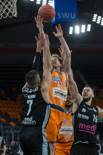 以日本U1 以日本U1